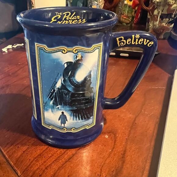 The Polar Express "Believe" Coffee Cup Mug Christmas Coffee Tea Hot Chocolate - Picture 1 of 8